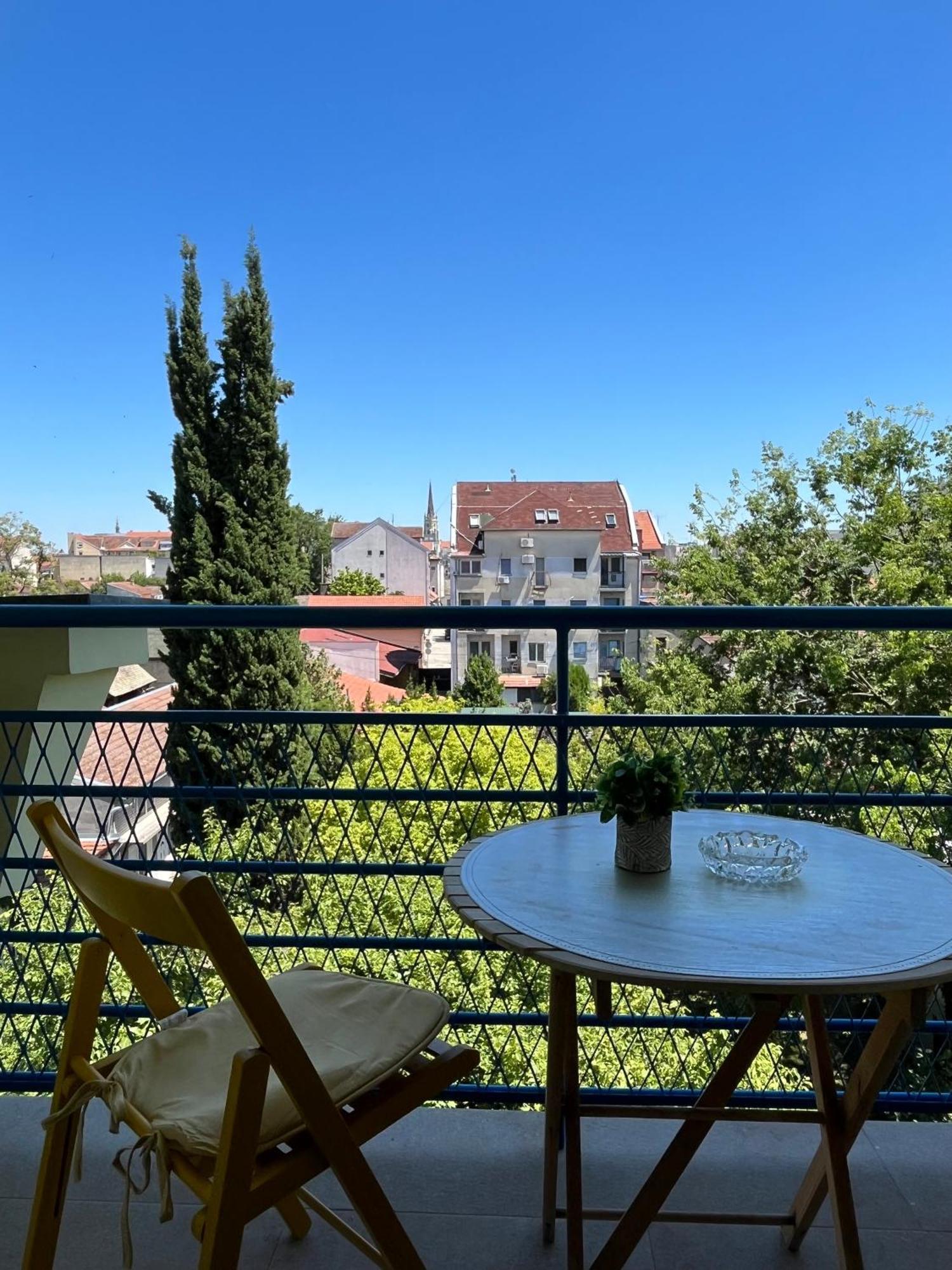 Apartment Vera With Free Garage Novi Sad Eksteriør bilde