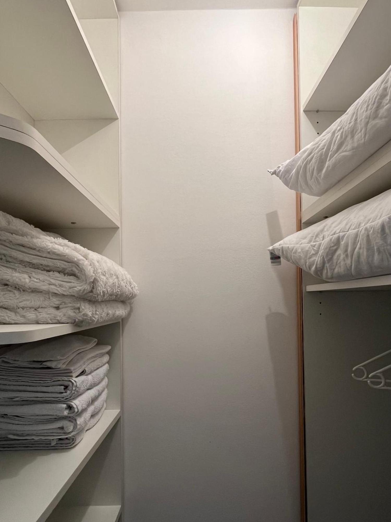 Apartment Vera With Free Garage Novi Sad Eksteriør bilde